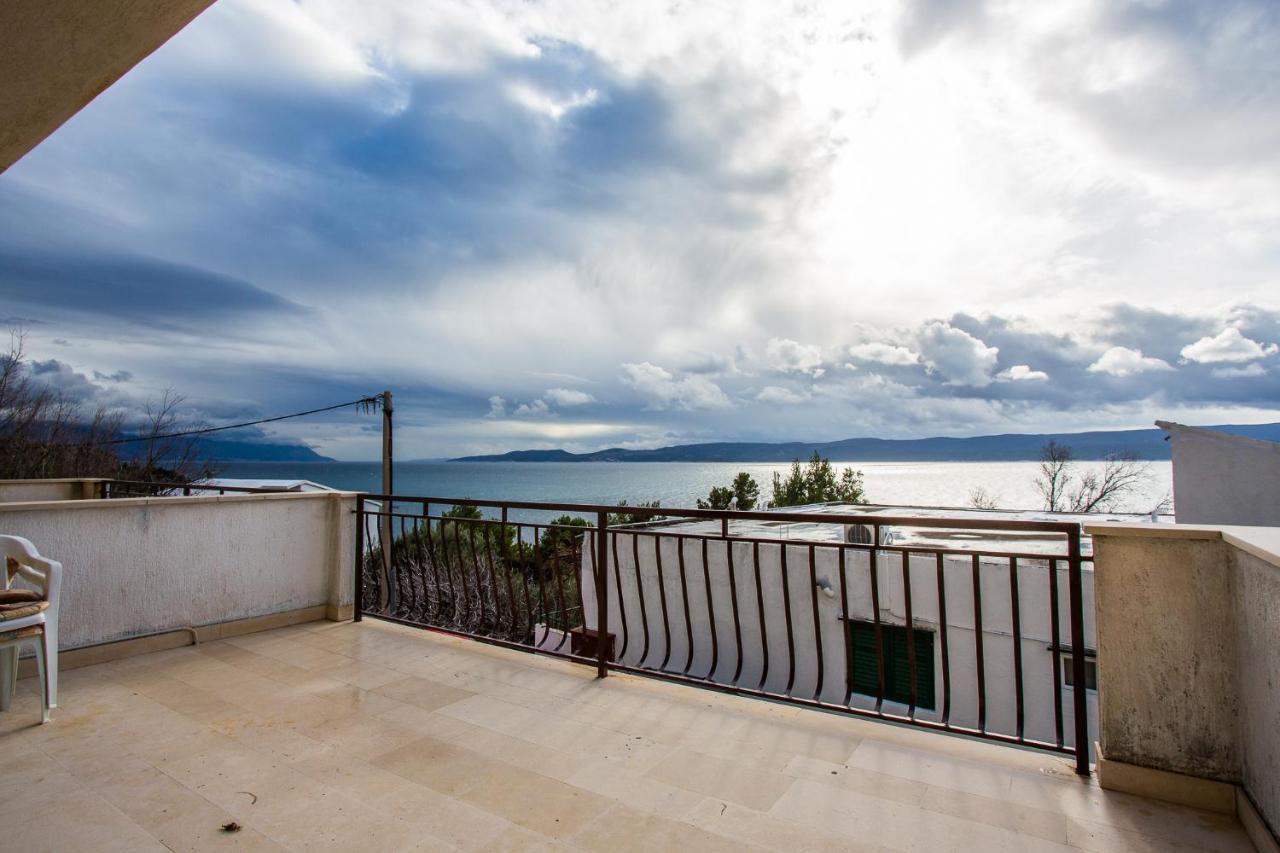 Apartmani Pava Omiš Buitenkant foto