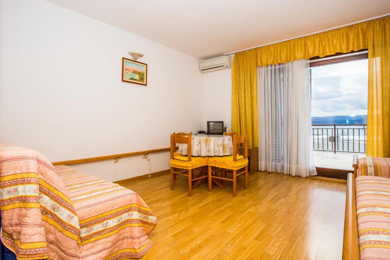 Apartmani Pava Omiš Buitenkant foto